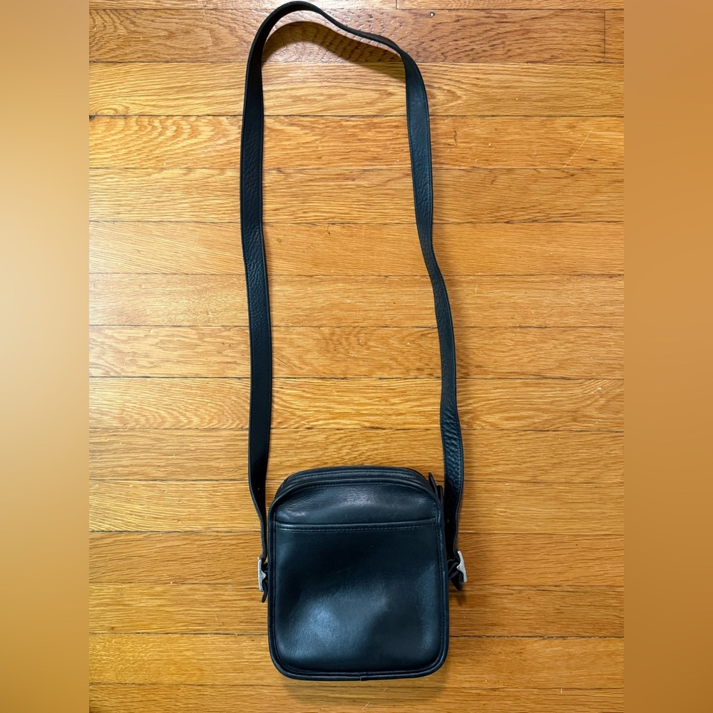 Vintage Coach 9817 Black Leather Camera Crossbody Shoulder Bag - Picture 16 of 16